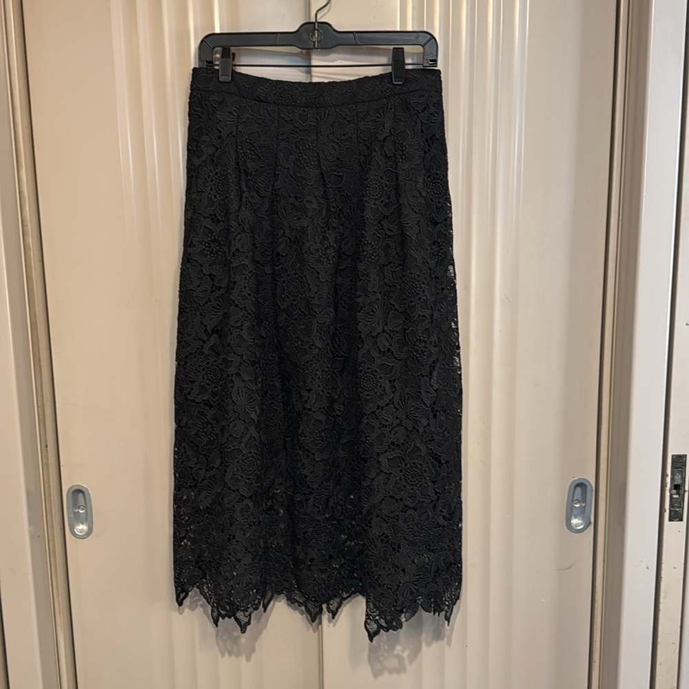 Garnet Hill black lace ankle length skirt